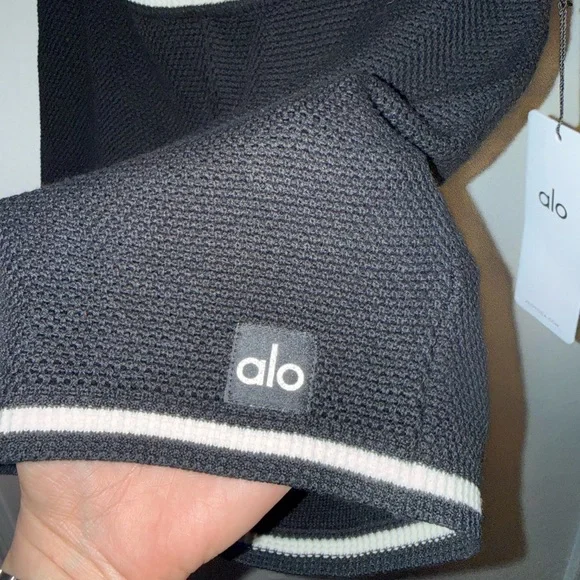 ALO Yoga Women's Black Athletic Shorts with White Trim - Picture 7 of 10